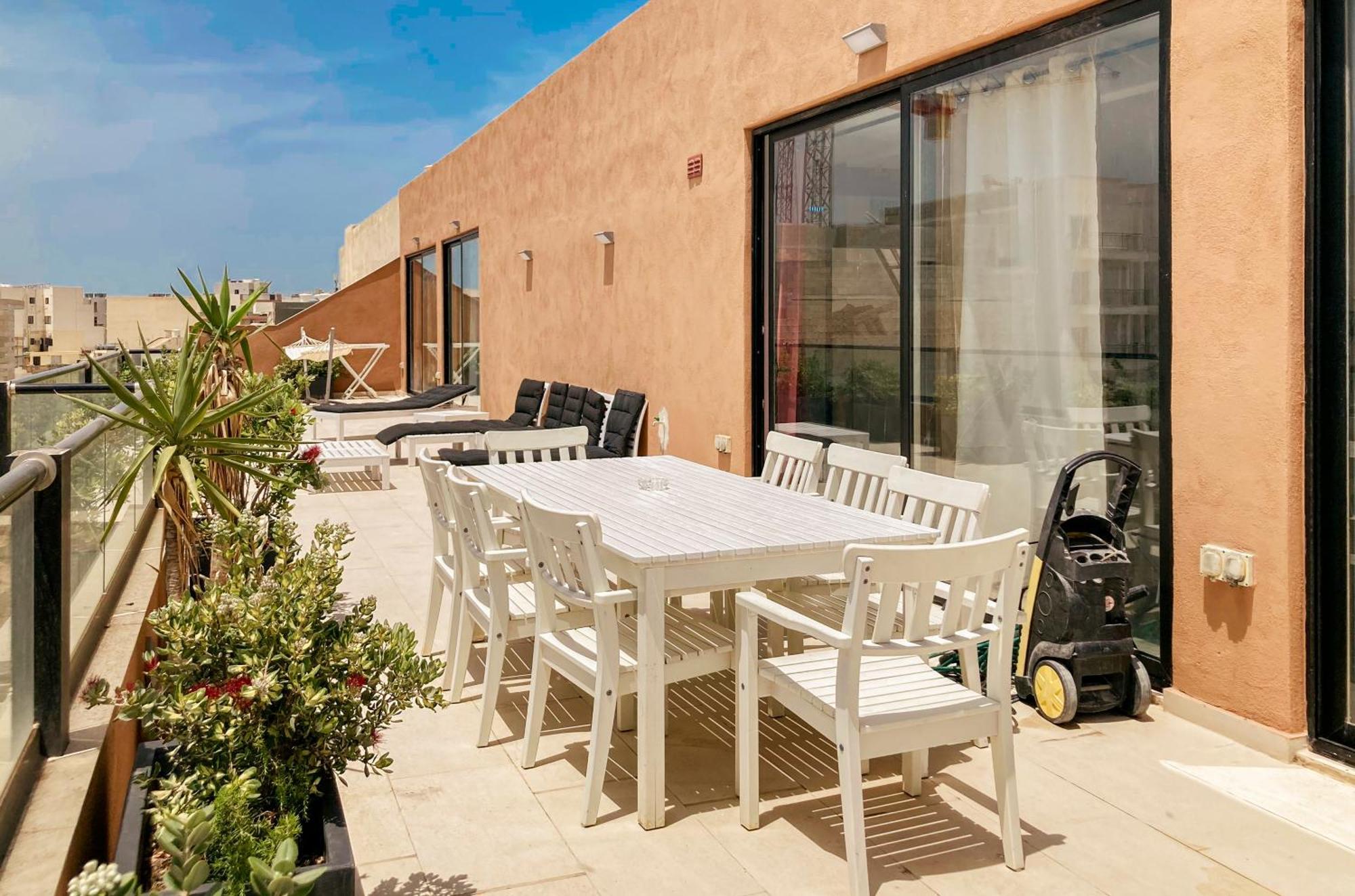 Xl Terrace Penthouse Bbq 200m From The Sea And Square San Pawl il-Baħar