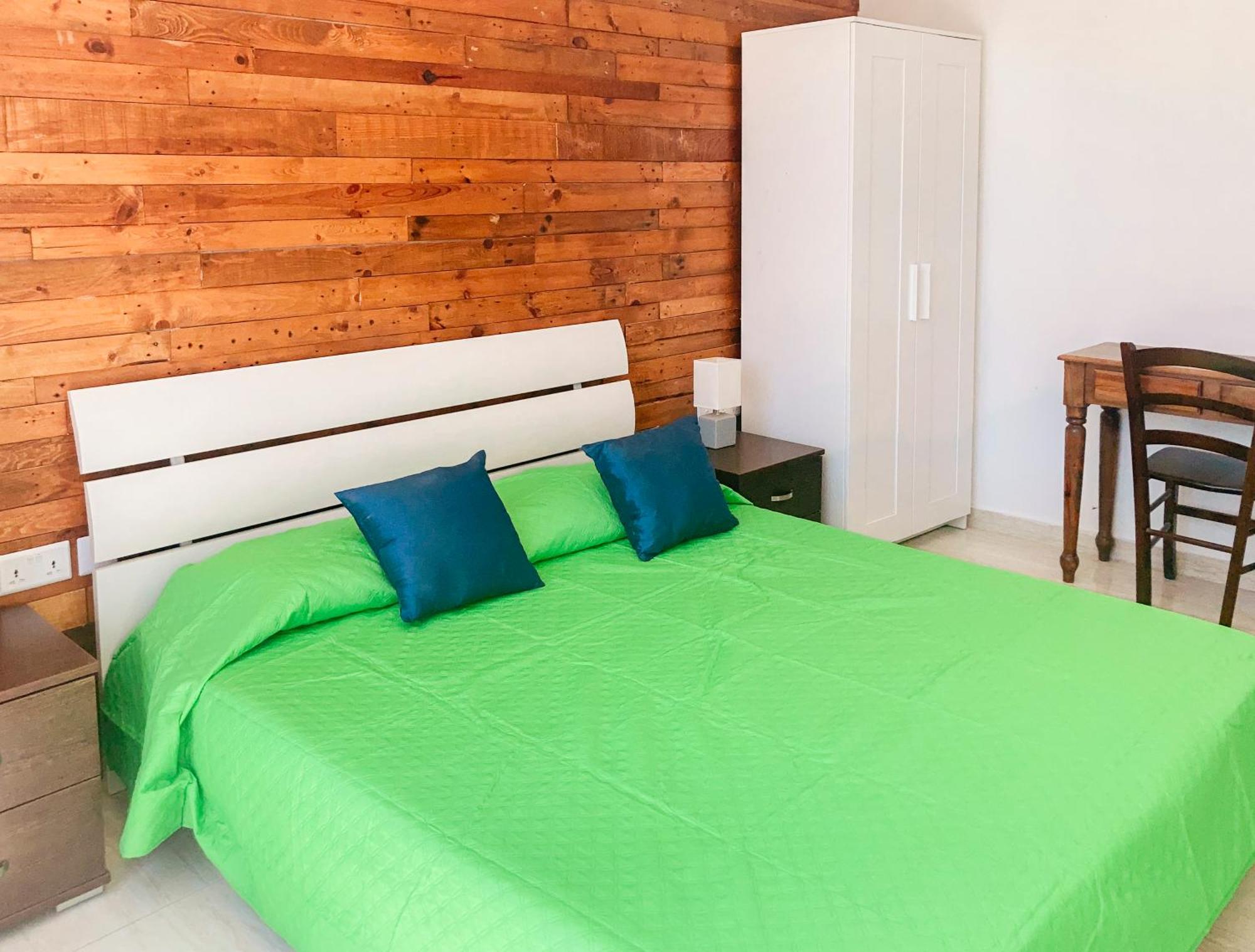 Xl Terrace Penthouse Bbq 200m From The Sea And Square Appartement San Pawl il-Baħar
