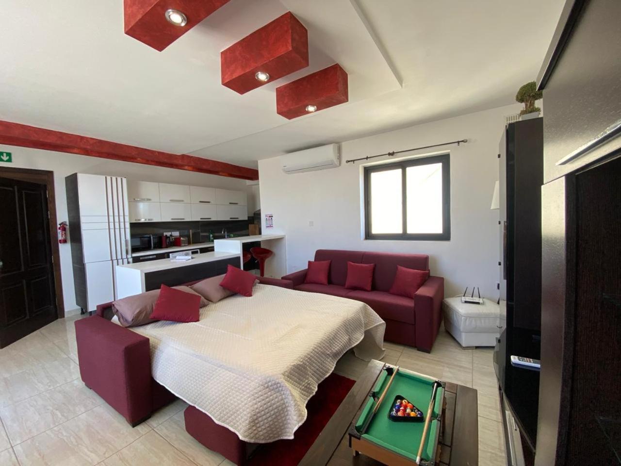 Appartement Xl Terrace Penthouse Bbq 200m From The Sea And Square San Pawl il-Baħar